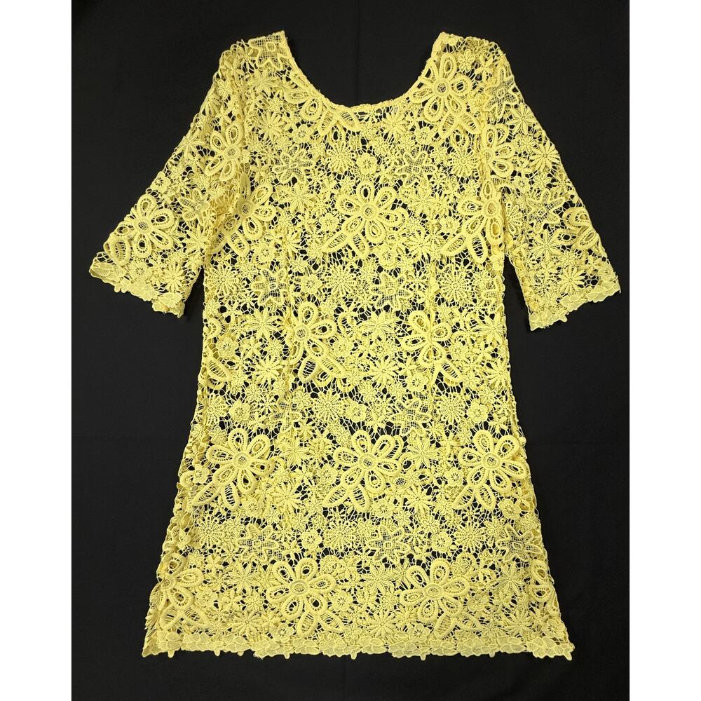 Guess Women’s Butter Yellow Floral Lace Dress Size XL - Picture 10 of 10